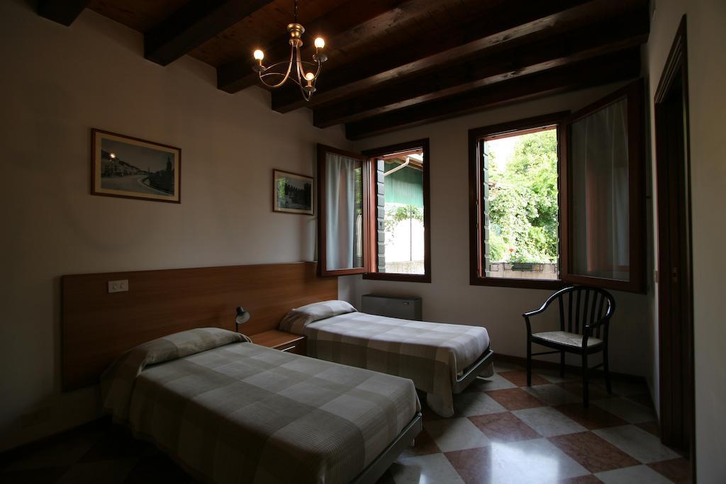Cornarorooms Castelfranco Veneto Chambre photo